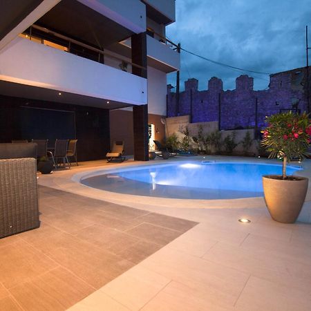 Basic Mansion + Hotell Šibenik Eksteriør bilde