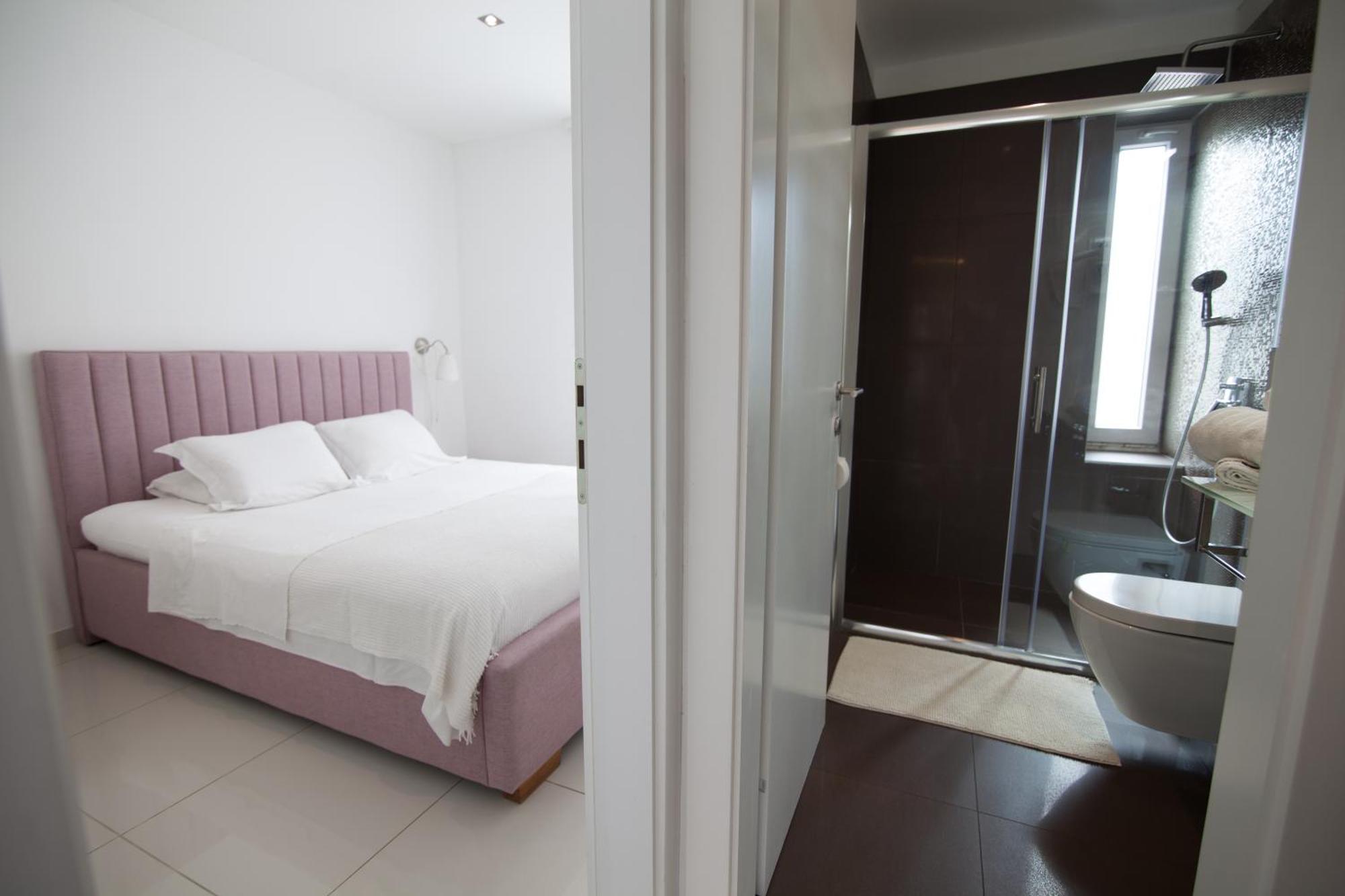 Basic Mansion + Hotell Šibenik Eksteriør bilde